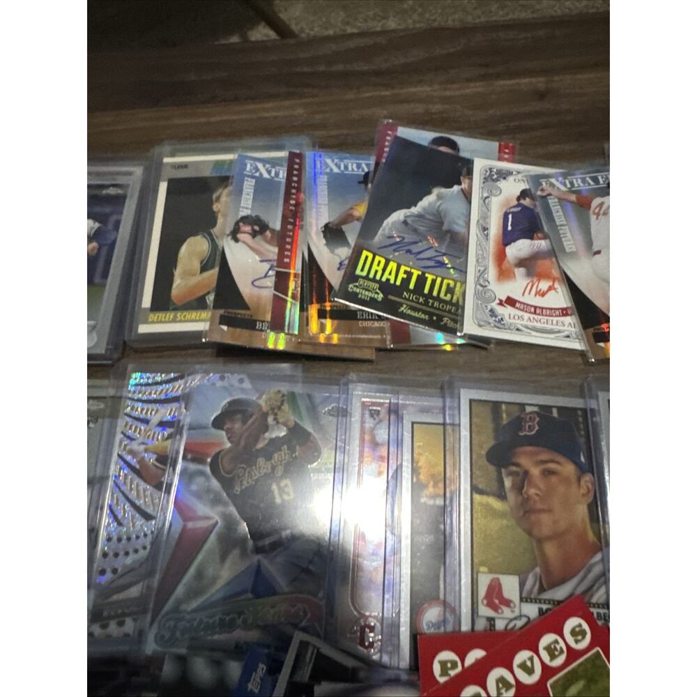 Huge MLB Baseball Card Lot Autographs Parallels Braves Reds Astros NBA - Picture 8 of 9